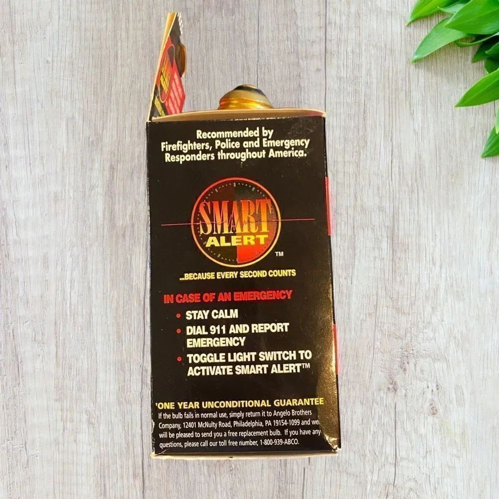 Abco Safety Smart Alert Lightbulb 60watts - Picture 3 of 7